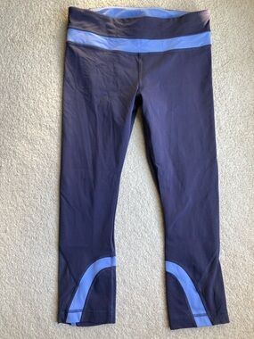 Lululemon run: inspire crop II